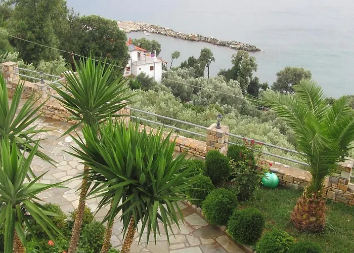 Guesthouse Enastron Chorefton